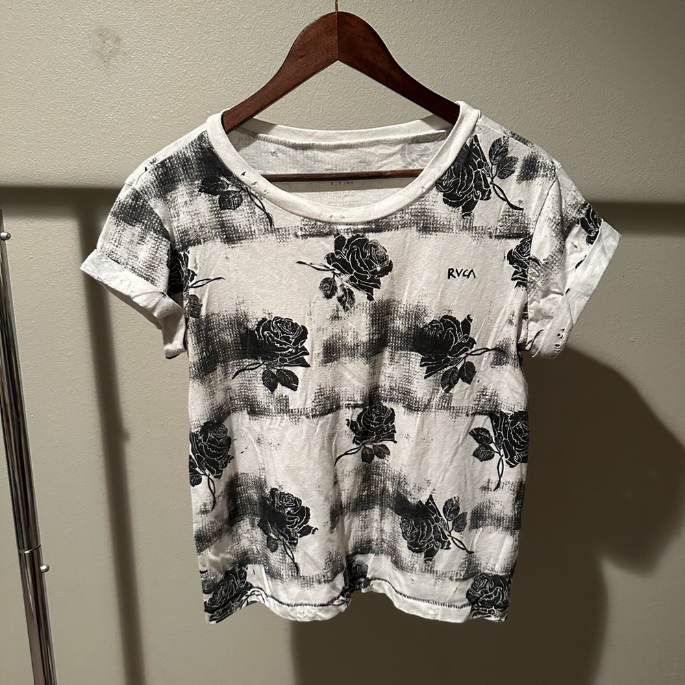 RVCA destructed tee